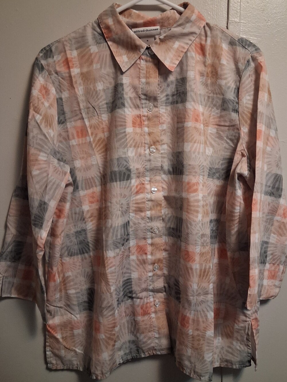 Alfred Dunner Peach, Gray & Cream Patterned Button-Front Blouse